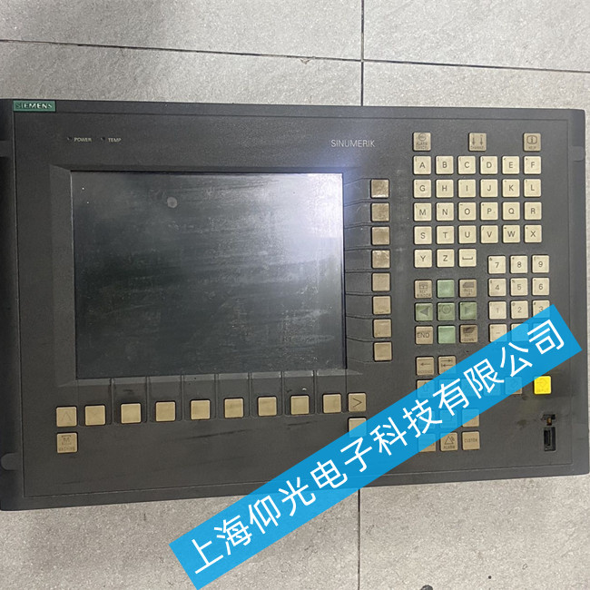 西門子系統屏維修 6FC5210-0DF31-2AB0黑屏故障維修